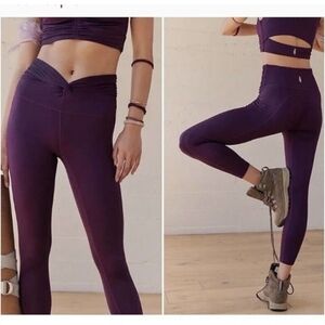 FP Movement Breathe Deeper Leggings XS Burgundy NWOT
